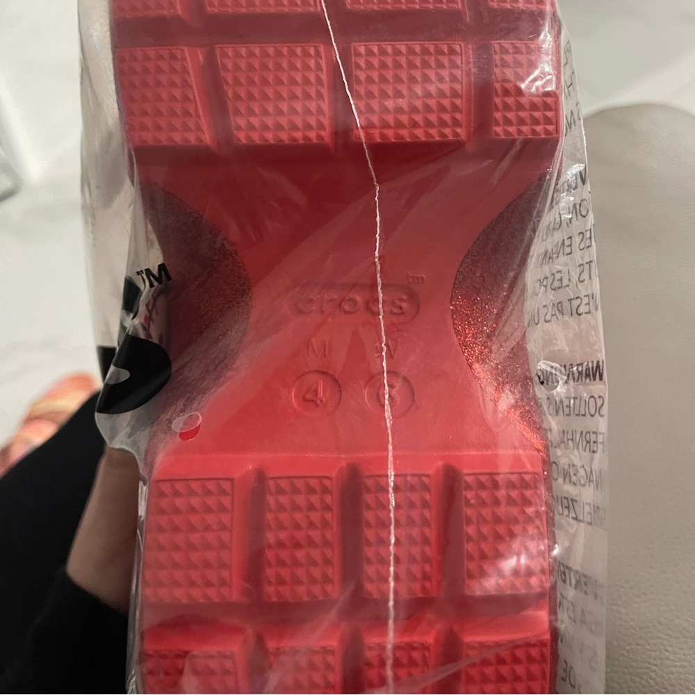 Hello Kitty Stomp Slides NWT - Picture 2 of 5